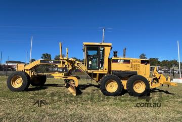Caterpillar 2005   12H Grader