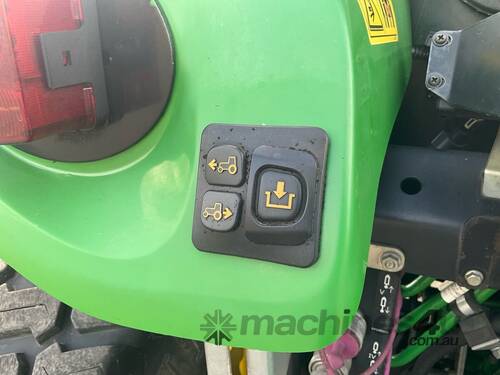 2017 John Deere 4066R Agricultural Tractor