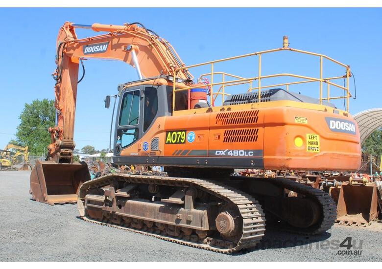 caption 2012 Doosan DX480LC