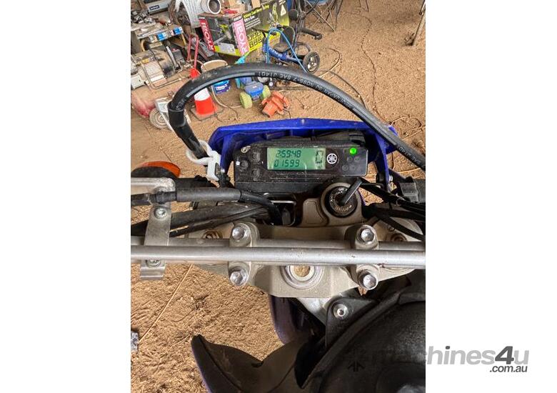 caption 2018 Yamaha WR 250R
