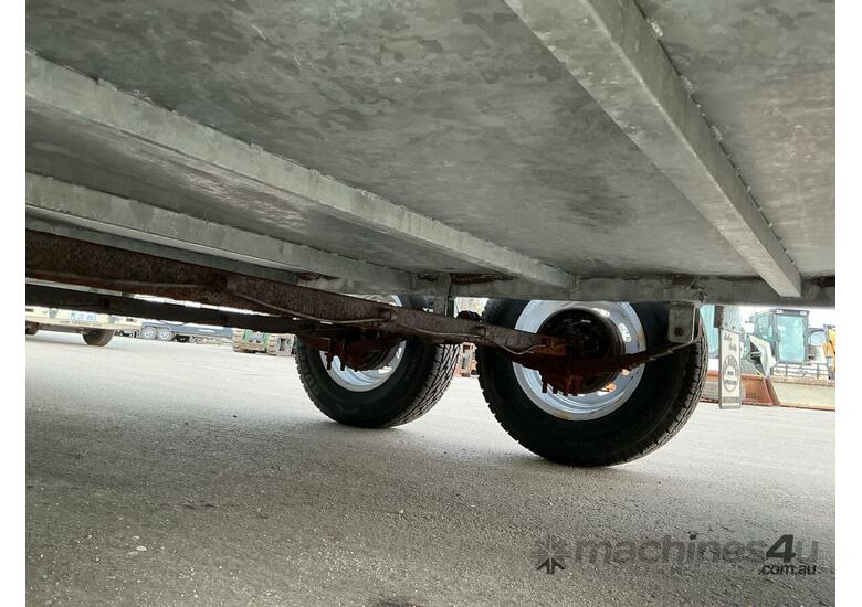 caption 2016 Classic Trailers Vehicle Carrying TRLR Tandem Axle Trailer