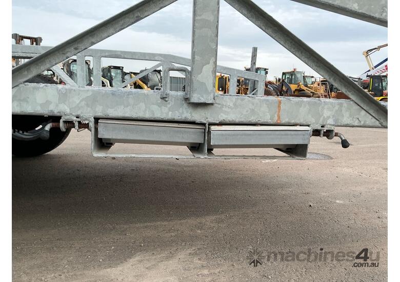 caption 2016 Classic Trailers Vehicle Carrying TRLR Tandem Axle Trailer