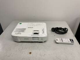 EPSON 3LCD Overhead Projector - picture0' - Click to enlarge