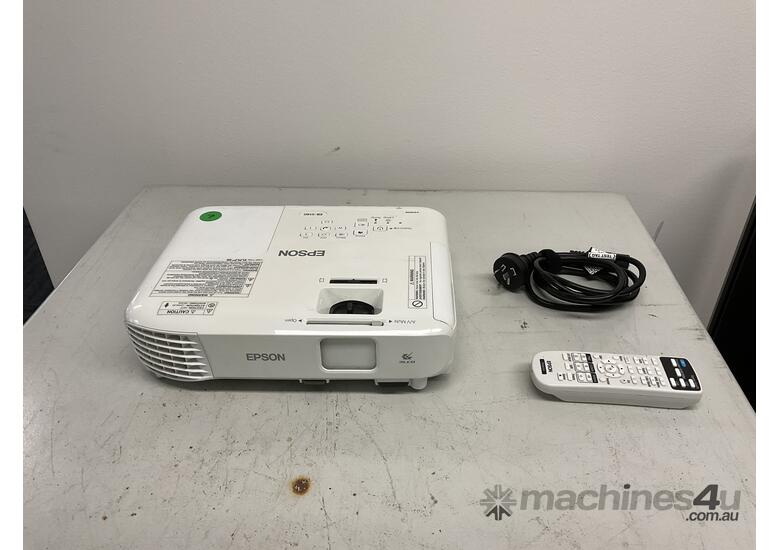 caption EPSON 3LCD Overhead Projector