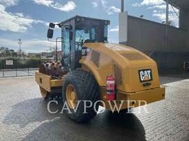 CAT CS56B Vibratory Single Drum Smooth - picture2' - Click to enlarge