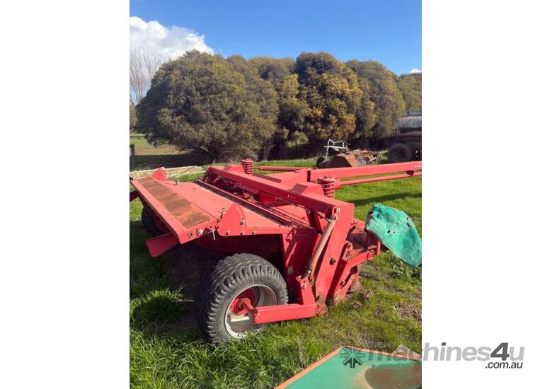 TAARUP TWIN MOWER CONDITIONERS