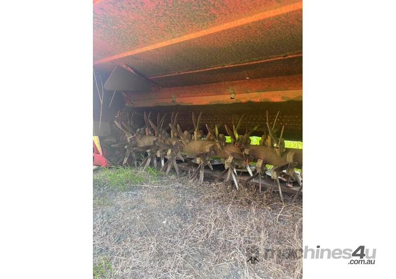 TAARUP TWIN MOWER CONDITIONERS