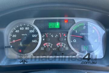 Hino 2016   FC500 Curtainsider