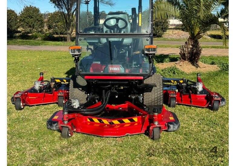 Toro Groundmaster 4000D Wide Area mower Lawn Equipment
