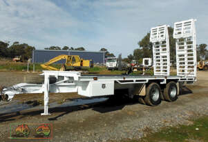 (9051) White Tag Pig Trailer with Hyd. Ramps (Maryborough, VIC)