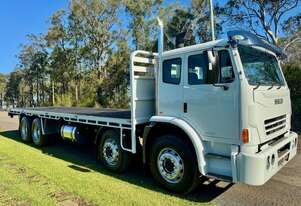 2010 Iveco Acco, 8x4, Cummins 350hp, 13sp, 401k kms, new Sammut tray