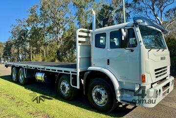 2010 Iveco Acco, 8x4, Cummins 350hp, 13sp, 401k kms, new Sammut tray