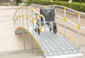 5M 350kg Rolling Ramp with Handrails