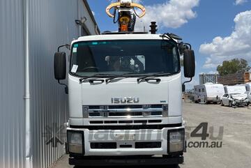 2014 Isuzu FXZ1500 Long Crane Borer