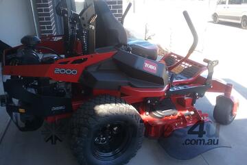 Ride on mowers Professional