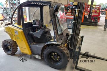 BOMAQ 3t Rough Terrain Forklift