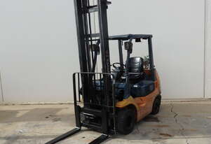 Used Toyota 2.5t Compact Forklift