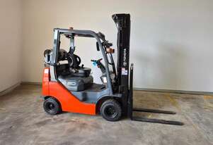 Toyota 8FGK20 IC Truck - 2 tonne