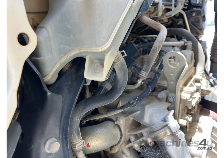 2012 Mitsubishi Fuso Canter 918 Table Top