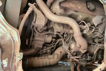 2020 Hino 300 616 Crew Cab Table Top