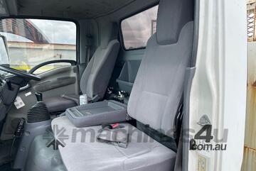 Isuzu 2013   NPR 300 Tipper