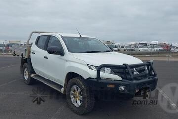 Mitsubishi   Triton MR