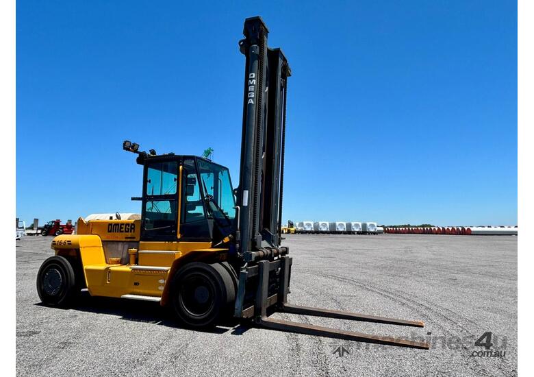 2018 OMEGA 16-6 HEAVY FORKLIFT – 16T  600mm – LOW HOURS