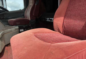 2004 Freightliner Argosy FLH Prime Mover Sleeper Cab