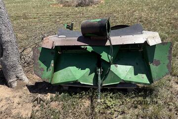 John Deere   Straw Spreader