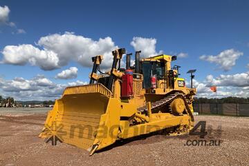 Private Treaty Sale: 2006 Caterpillar D10T Crawler Dozer
