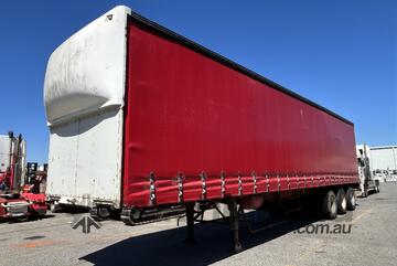 1988 Krueger Tri-Axle Curtainsider Trailer
