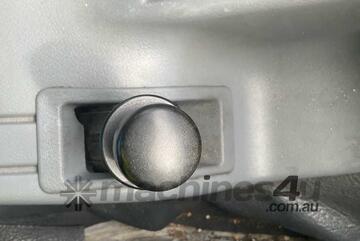 2014 Mitsubishi Fuso Fighter 2427 Curtain Sider (Missing Curtains)