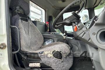 1999 Scania 124G Table Top (Day Cab)