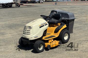 2008 CLUB CADET RIDE-ON LAWN MOWER