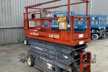 2017 Skyjack SJ111-3226 Scissor Lift