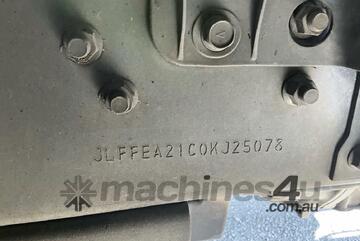 2016 Mitsubishi Canter L 7/800 515 Cab Chassis