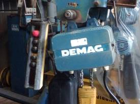 Demag 2Ton Chain hoist - picture0' - Click to enlarge
