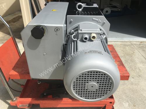 Rotary Vane vacuum pump V-VC 303