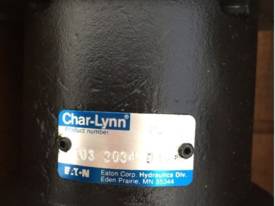 Char-Lynn 103 2034 010 Motor Hydraulic #G - picture2' - Click to enlarge