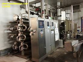  bottling line for hot fill liquid products - picture1' - Click to enlarge