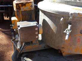 PUTZMEISTER GROUT PUMP AND MIXER - picture1' - Click to enlarge