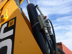 Back-hoe JCB 3CX PCSS ECO Top of the Range ExcCond - picture1' - Click to enlarge