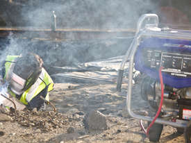 Yamaha EF7200E Portable Petrol Generator- Serious Power! - picture2' - Click to enlarge