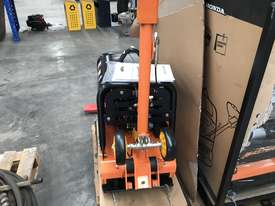Masterpac 4025 Plate Compactor - picture1' - Click to enlarge