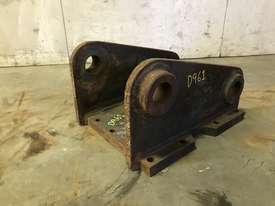 HEAD BRACKET TO SUIT A 10-16T EXCAVATOR D961 - picture0' - Click to enlarge