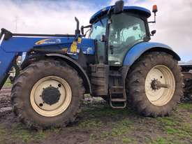 2008 New Holland T7030 tractor - picture0' - Click to enlarge