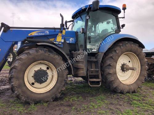 2008 New Holland T7030 tractor