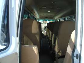 Fuso Rosa Mini bus Bus - picture1' - Click to enlarge