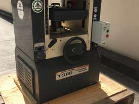 Durden Thickness Planer (Refurbished) - picture0' - Click to enlarge