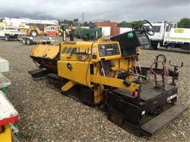 mini track  paver HA25C-2 Sumitomo 1.5 to 2.5 x 2.1 x 3.2 screed - picture0' - Click to enlarge